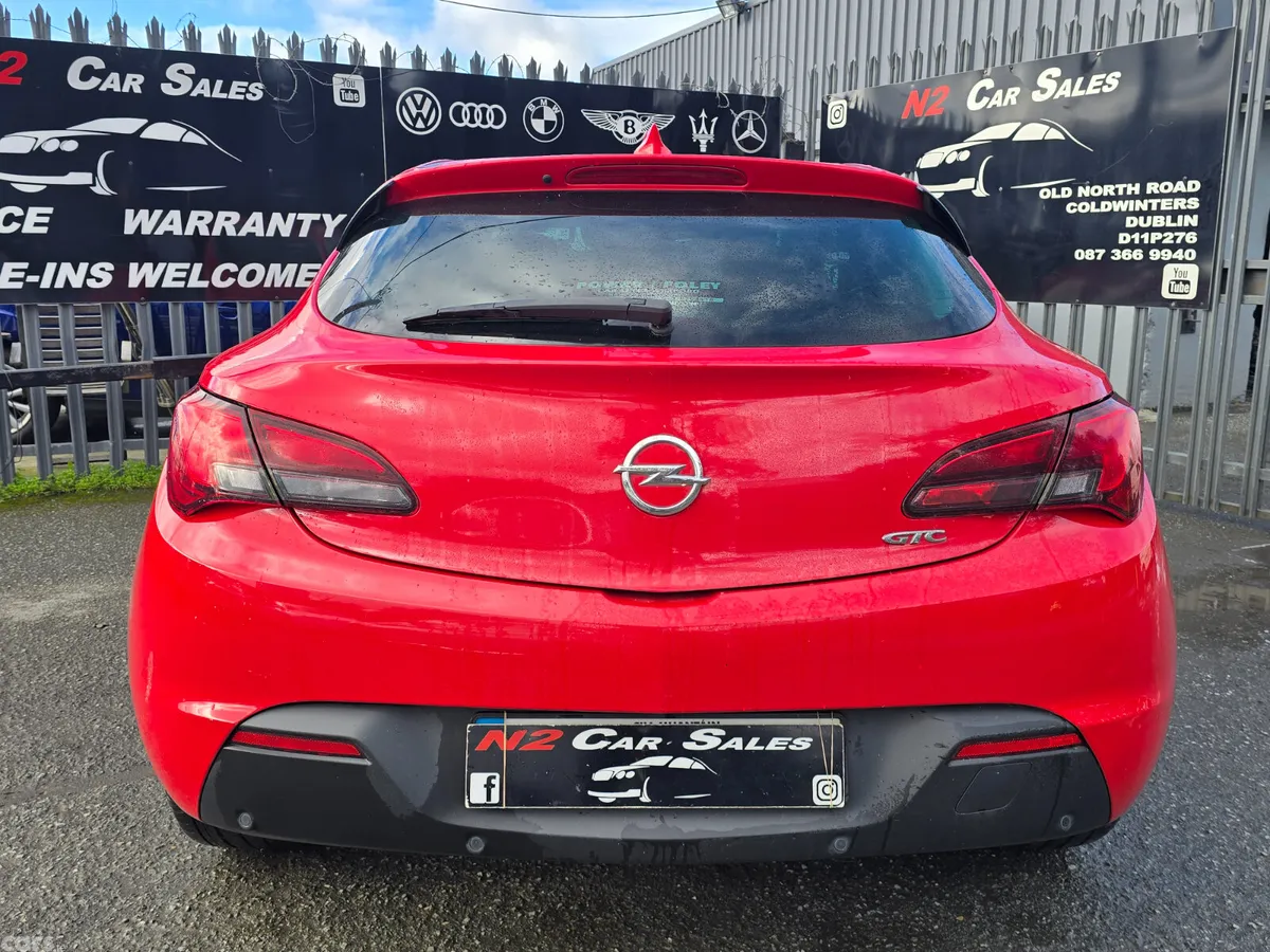 Opel Astra Hatchback, Diesel, 2018, Red