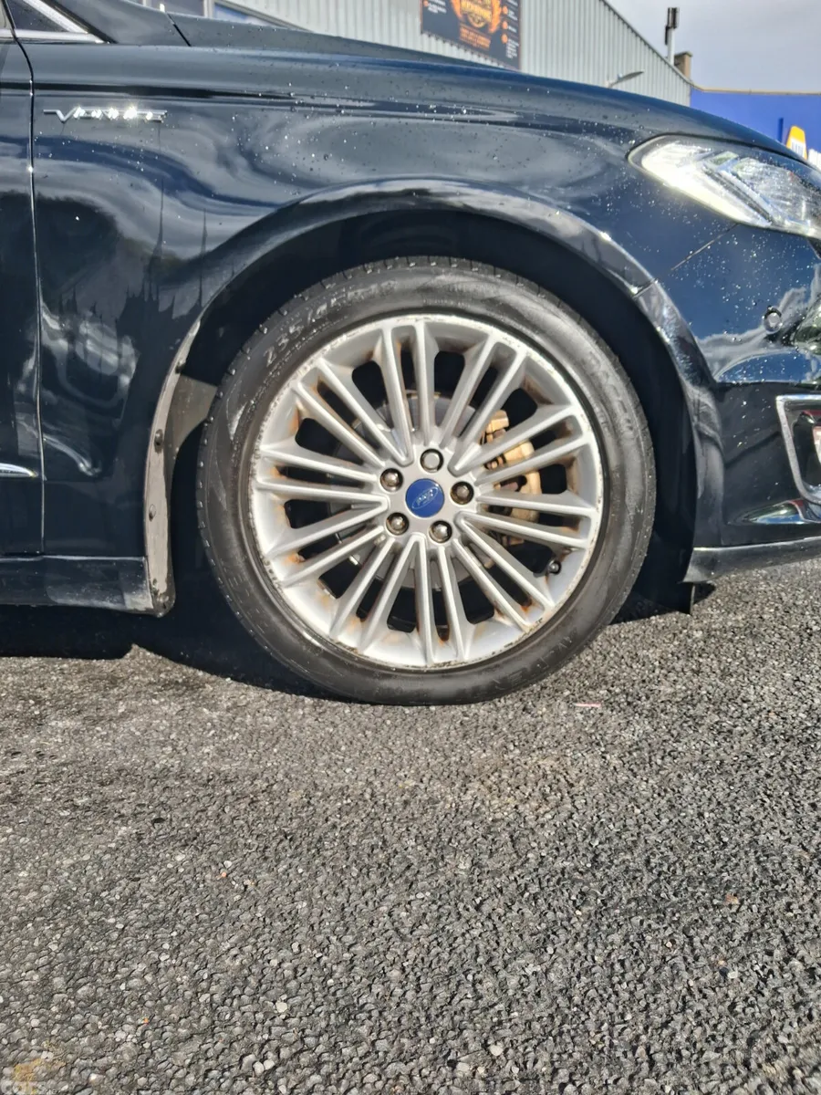 Ford Mondeo Saloon, Diesel, 2016, Black