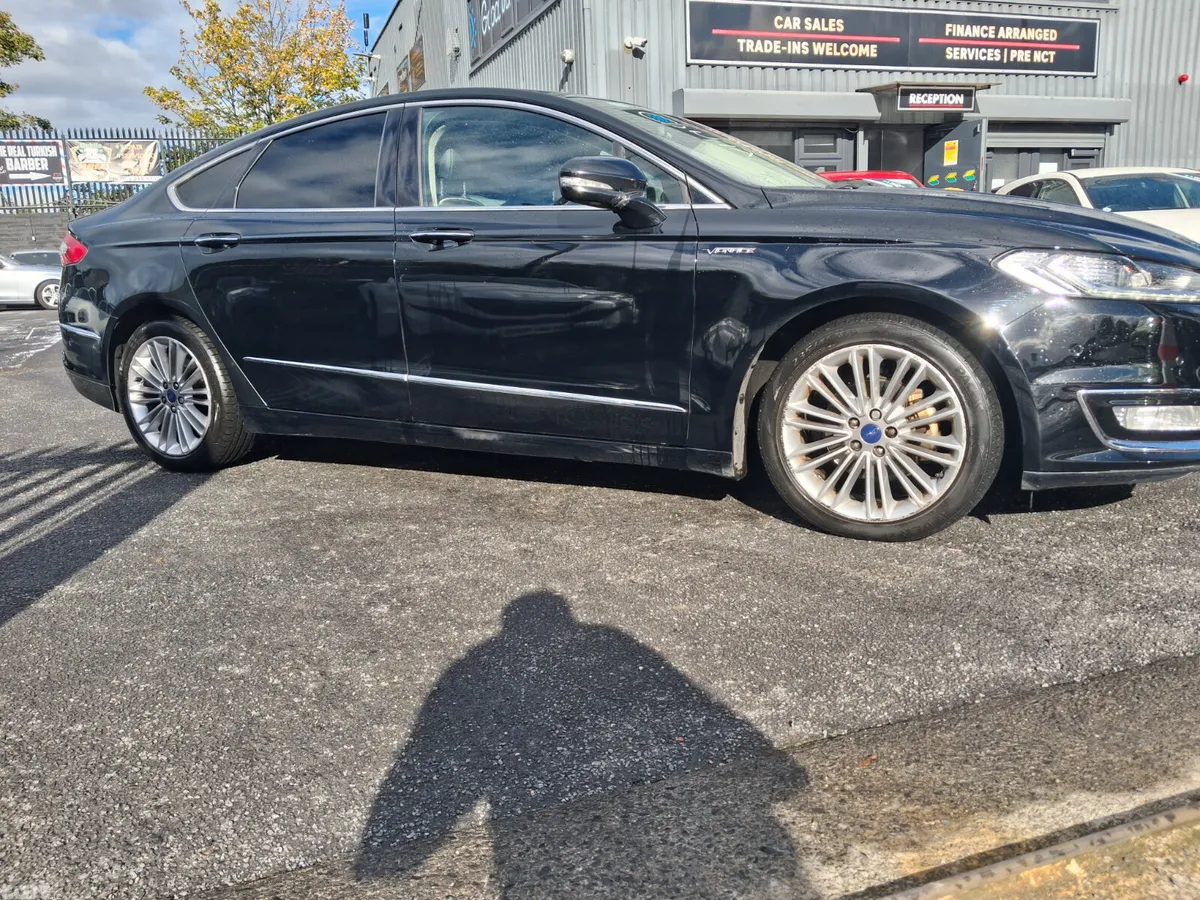 Ford Mondeo Saloon, Diesel, 2016, Black