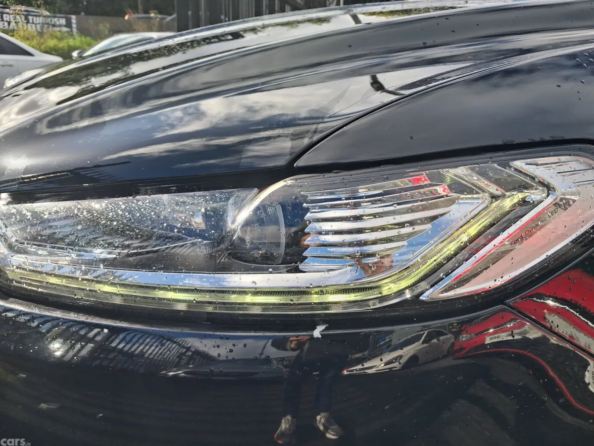 Ford Mondeo Saloon, Diesel, 2016, Black