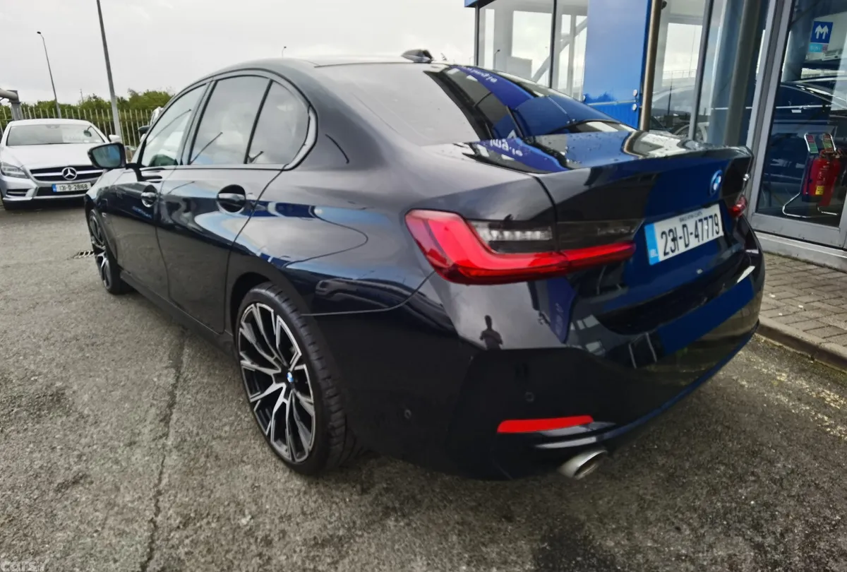 BMW 3-Series Saloon, Petrol Plug-in Hybrid, 2023, Black