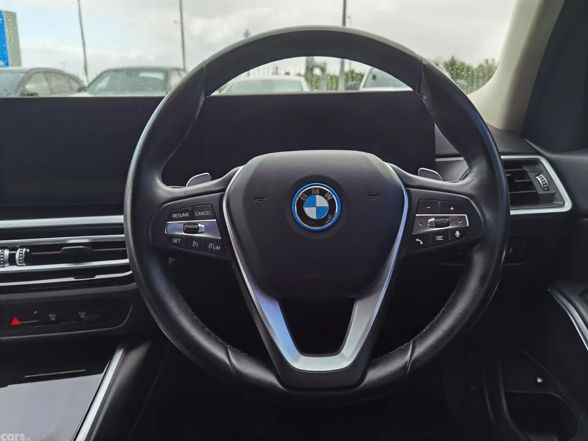 BMW 3-Series Saloon, Petrol Plug-in Hybrid, 2023, Black