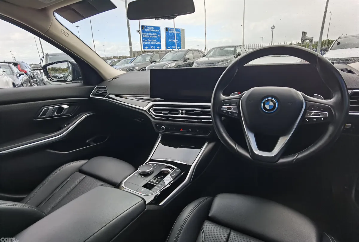 BMW 3-Series Saloon, Petrol Plug-in Hybrid, 2023, Black