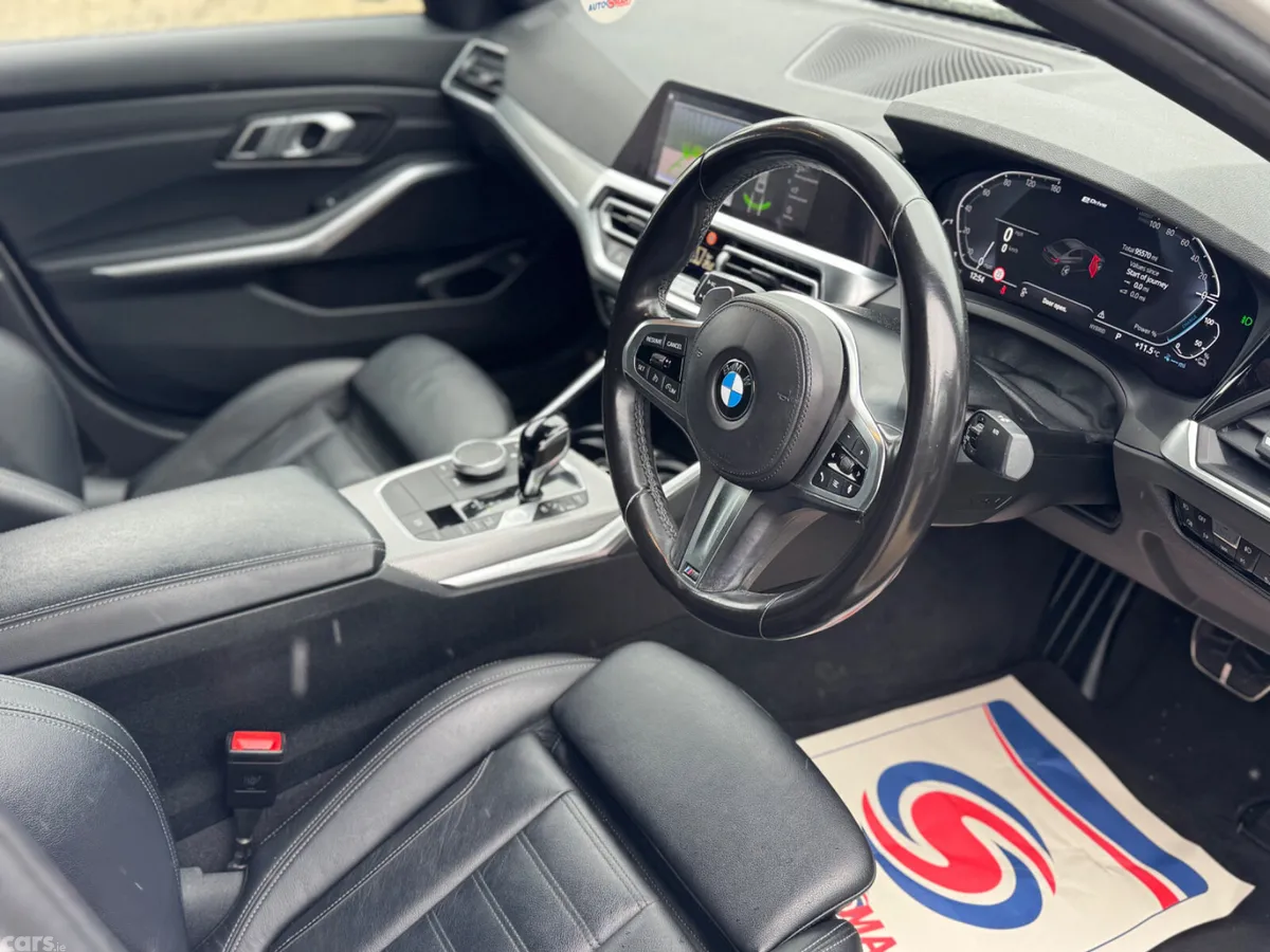 BMW 3-Series Saloon, Petrol Hybrid, 2021, White