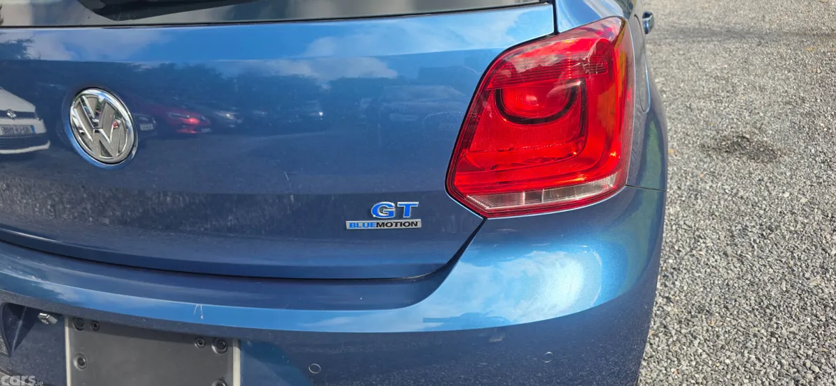 Volkswagen Polo Hatchback, Petrol, 2013, Blue