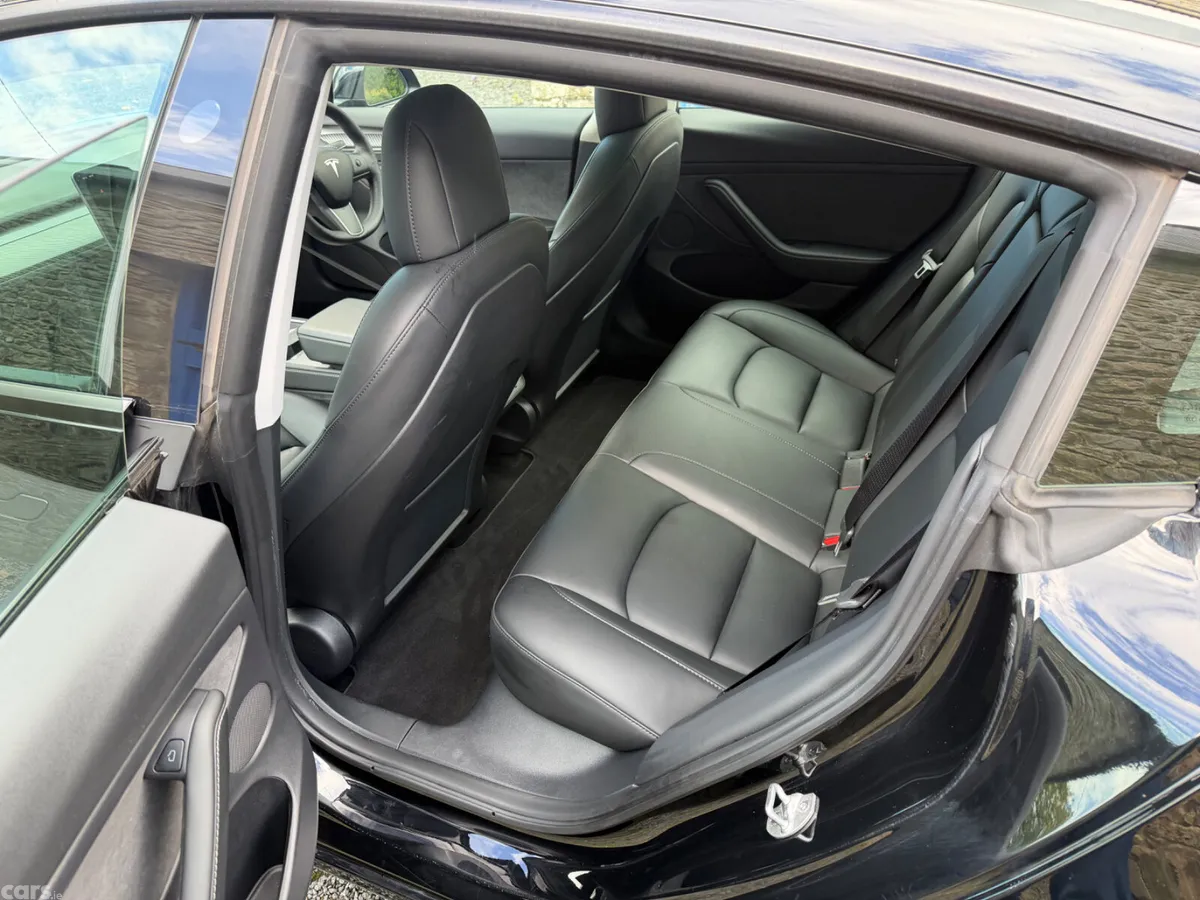 Tesla Model 3 Saloon, Electric, 2022, Black