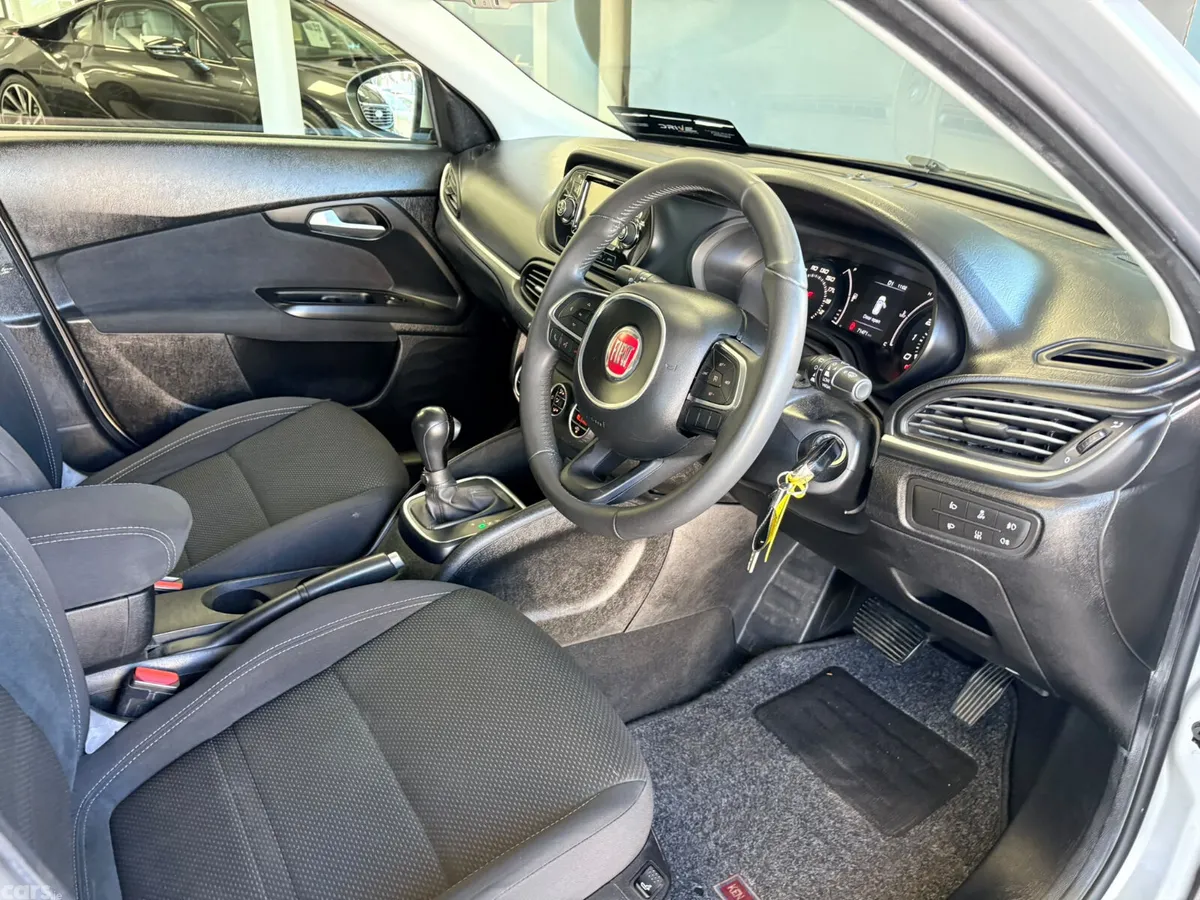 Fiat Tipo MPV, Petrol, 2017, Grey