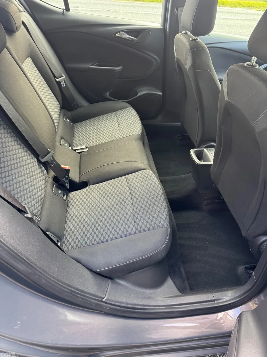 Vauxhall Astra Hatchback, Diesel, 2016, Grey