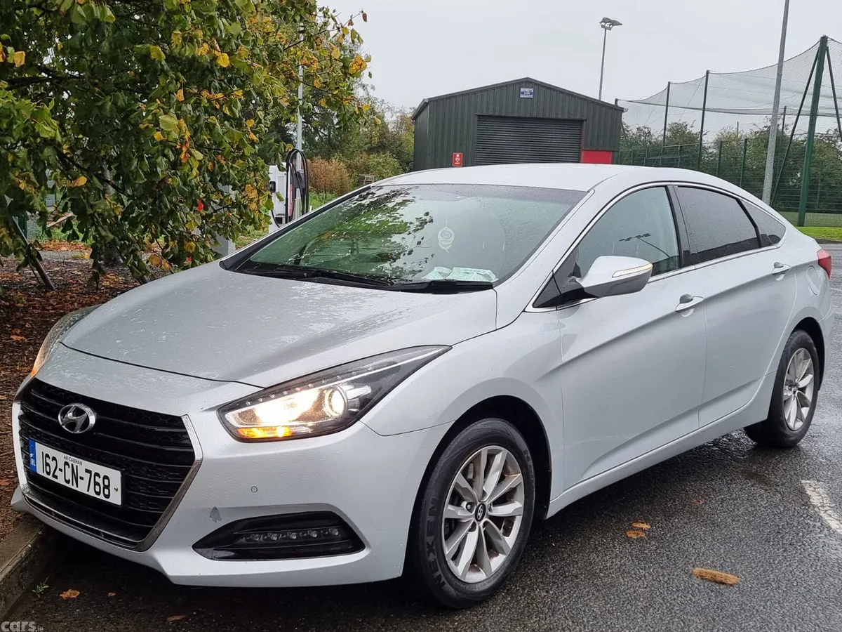 Hyundai i40 Saloon, Diesel, 2016, Silver
