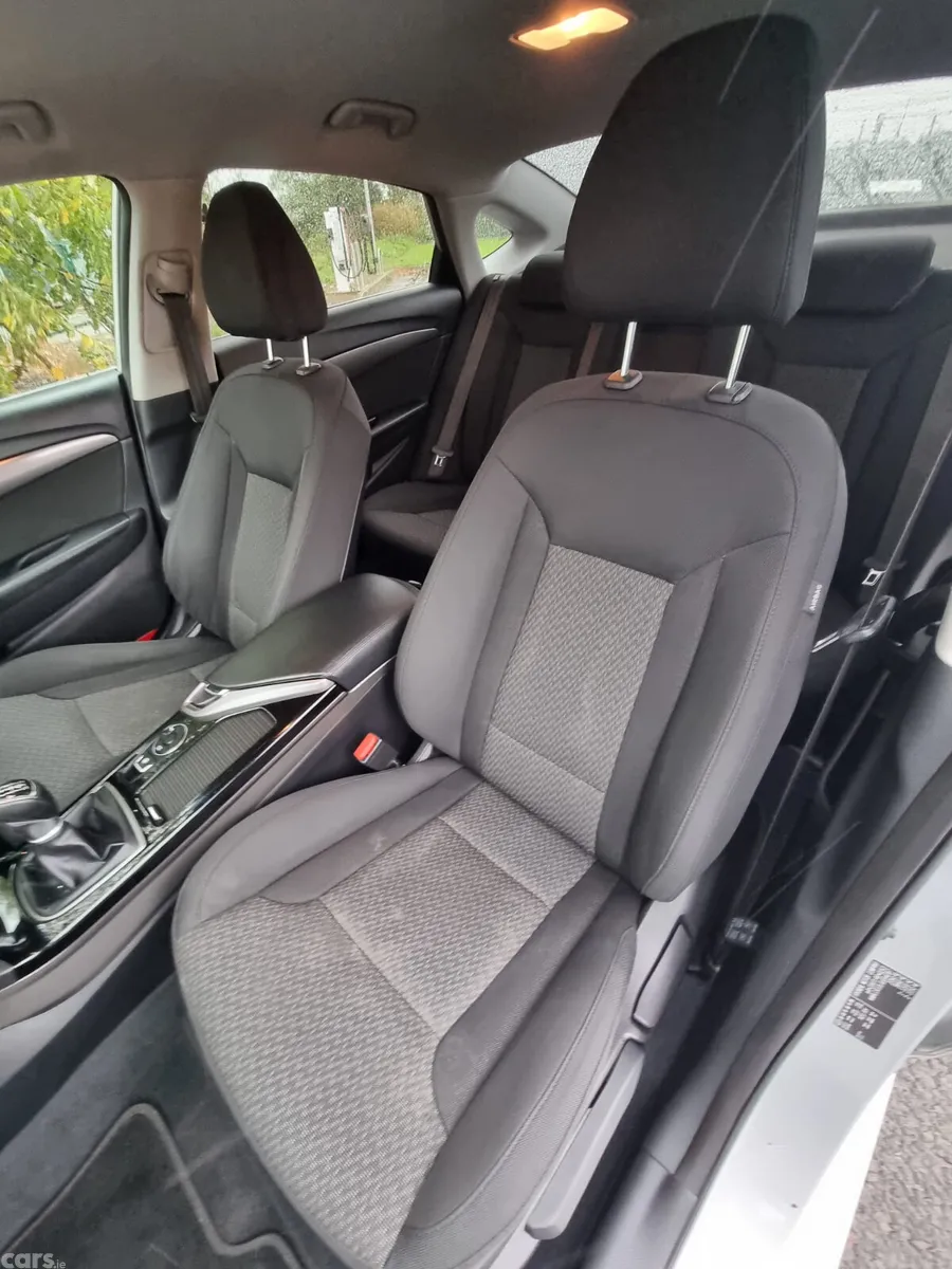 Hyundai i40 Saloon, Diesel, 2016, Silver