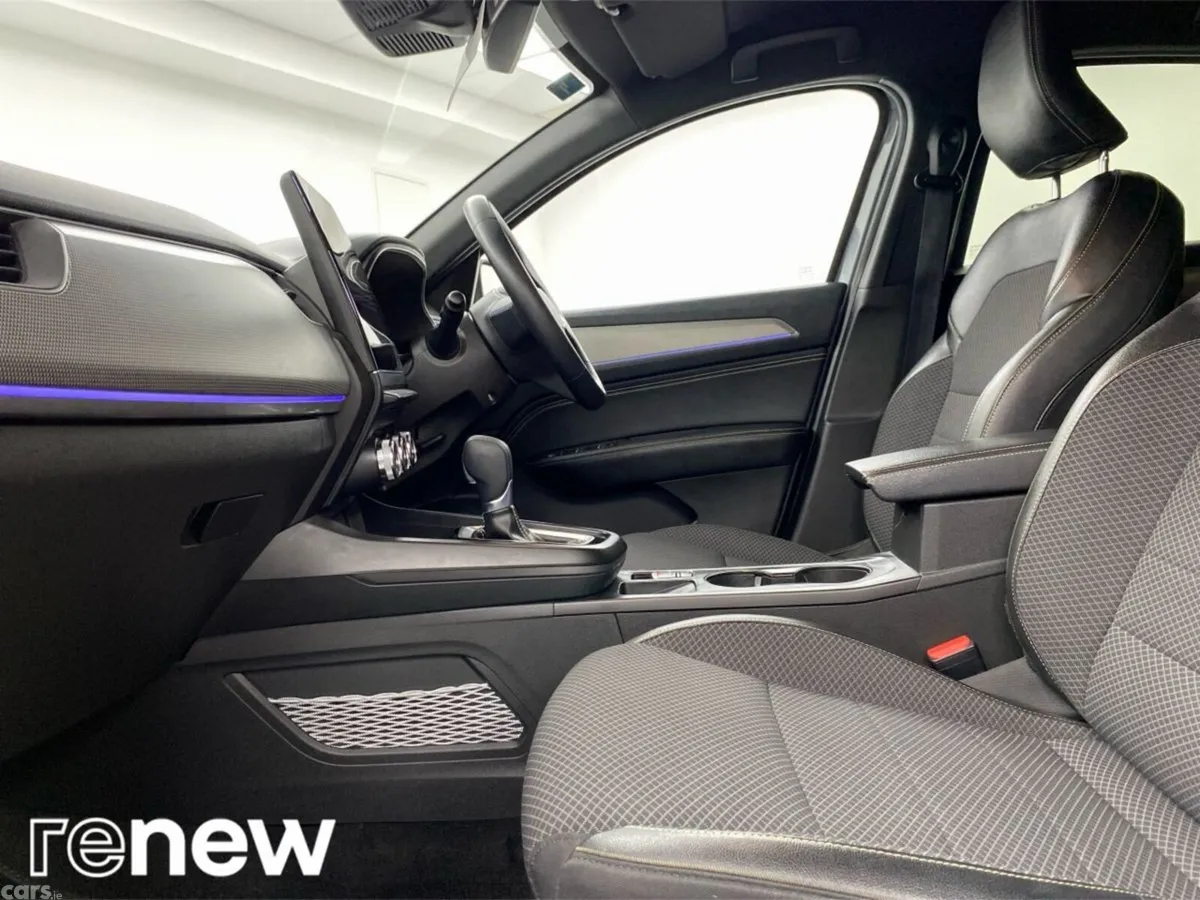 Renault Arkana Hatchback, Petrol Hybrid, 2025, Grey