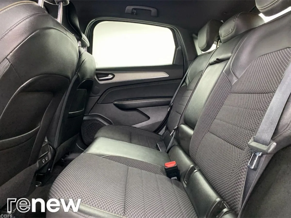 Renault Arkana Hatchback, Petrol Hybrid, 2025, Grey