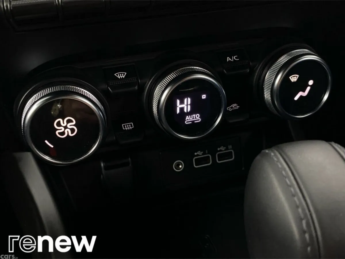 Renault Arkana Hatchback, Petrol Hybrid, 2025, Grey