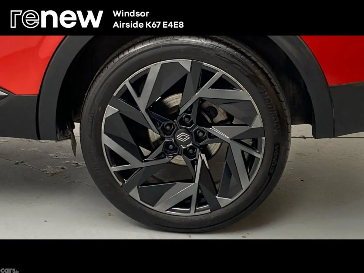 Renault Arkana Hatchback, Petrol Hybrid, 2025, Red