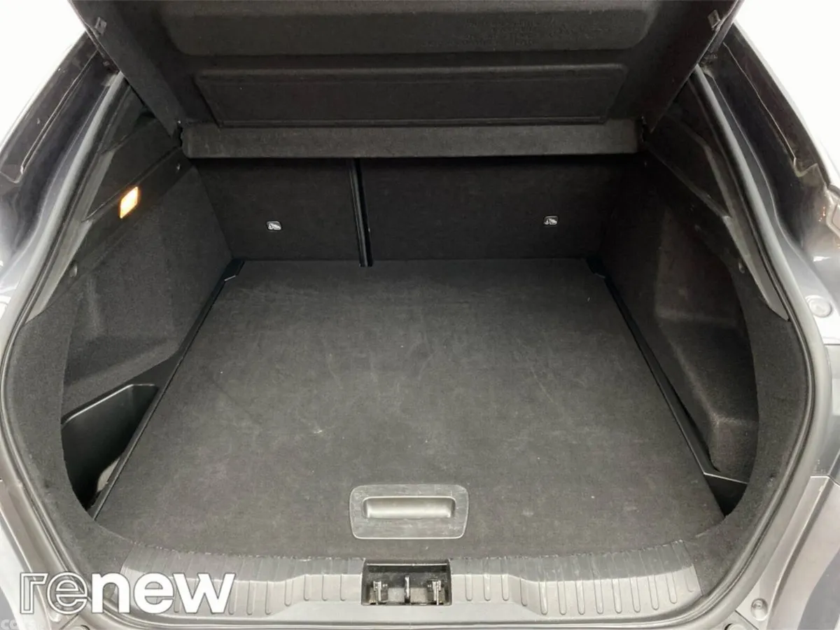 Renault Arkana Hatchback, Petrol Hybrid, 2025, Grey