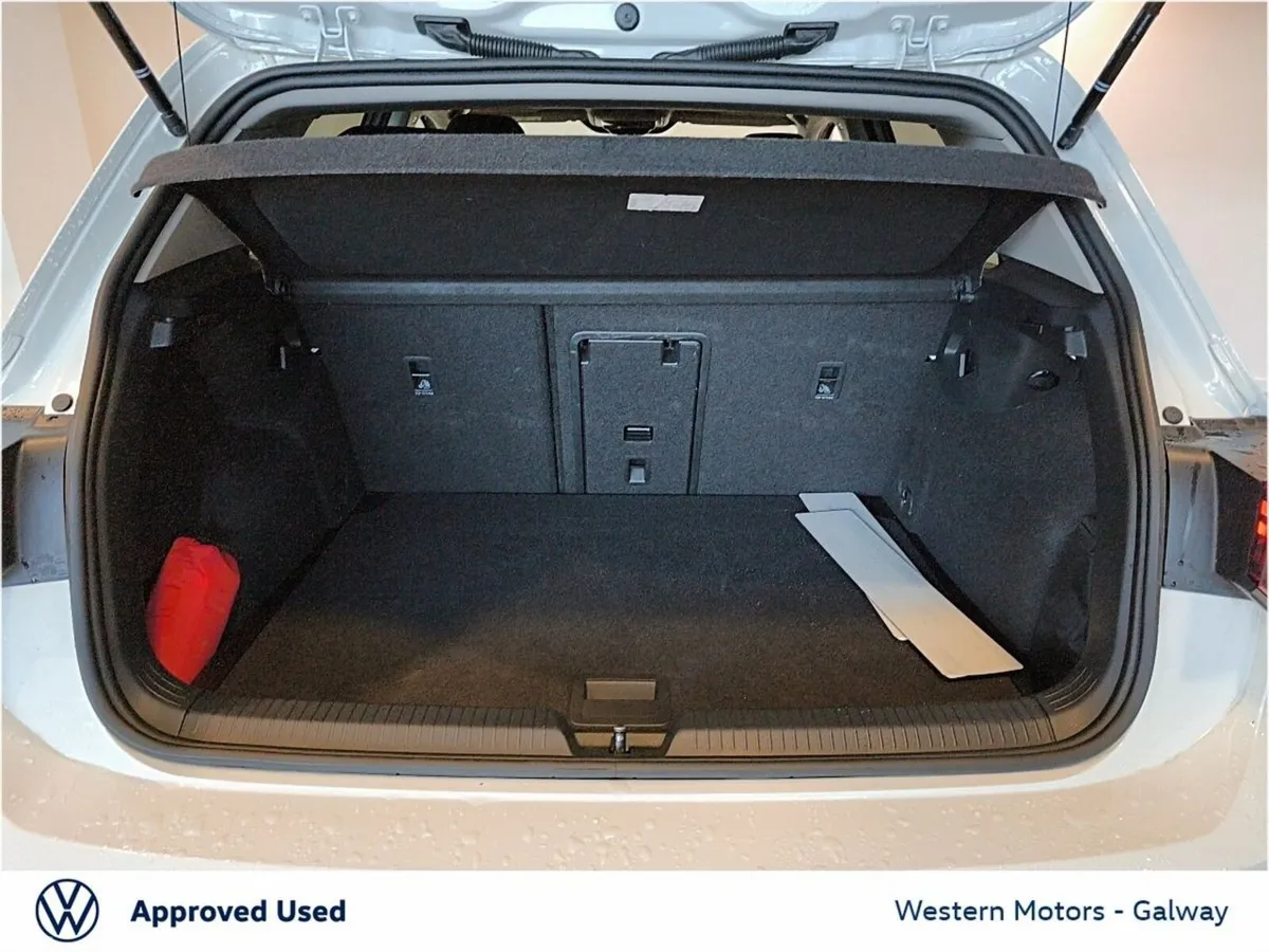 Volkswagen Golf Estate, Diesel, 2026, White