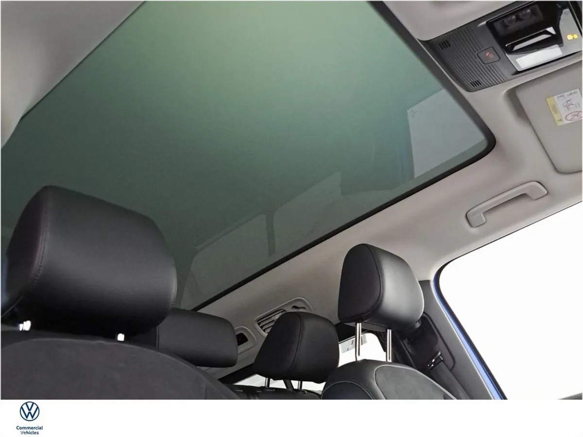 Volkswagen ID.Buzz MPV, Electric, 2026, Blue
