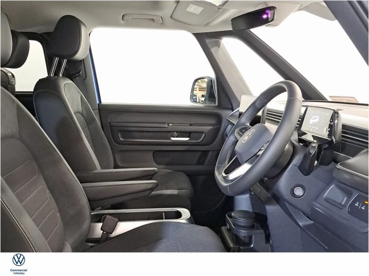 Volkswagen ID.Buzz MPV, Electric, 2026, Blue