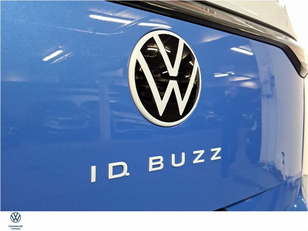 Volkswagen ID.Buzz MPV, Electric, 2026, Blue