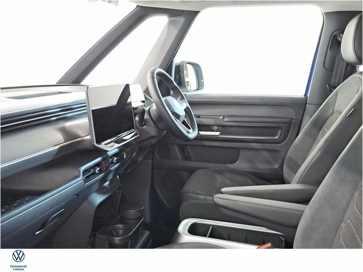 Volkswagen ID.Buzz MPV, Electric, 2026, Blue