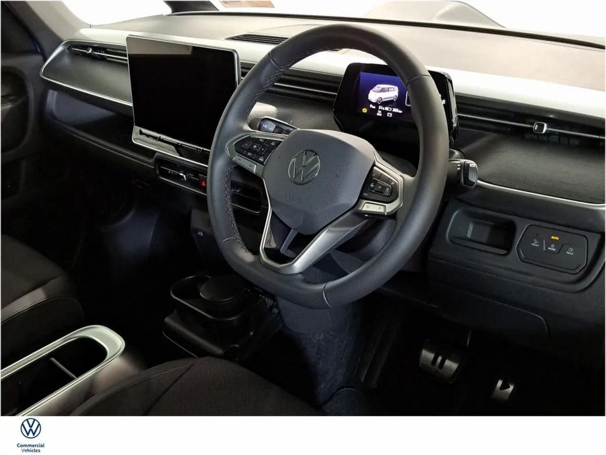 Volkswagen ID.Buzz MPV, Electric, 2026, Blue