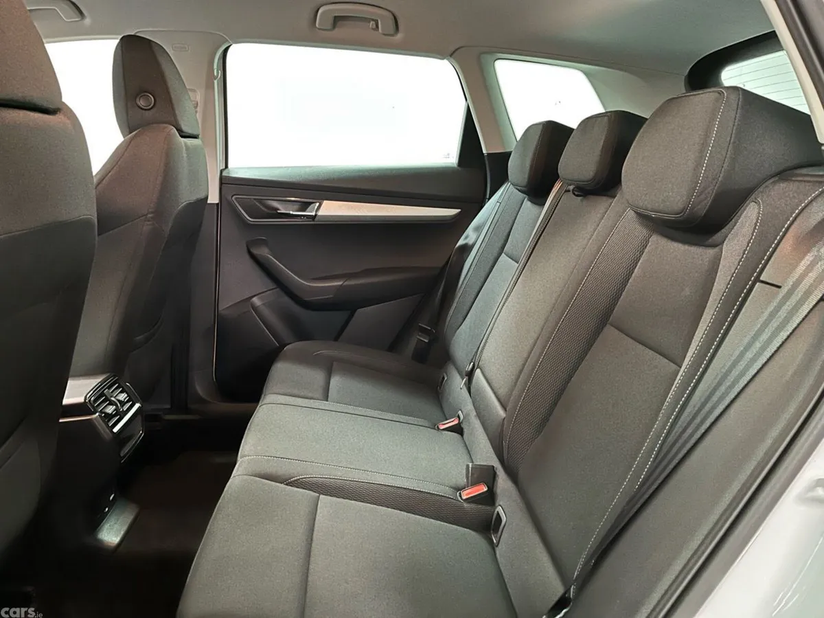 Skoda Karoq SUV, Diesel, 2026, White