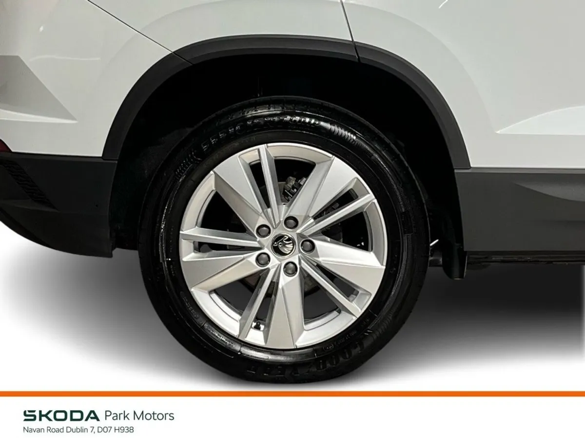 Skoda Karoq SUV, Diesel, 2026, White