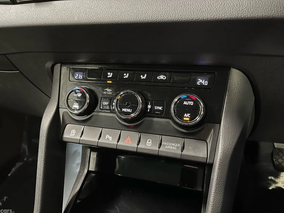 Skoda Karoq SUV, Diesel, 2026, White
