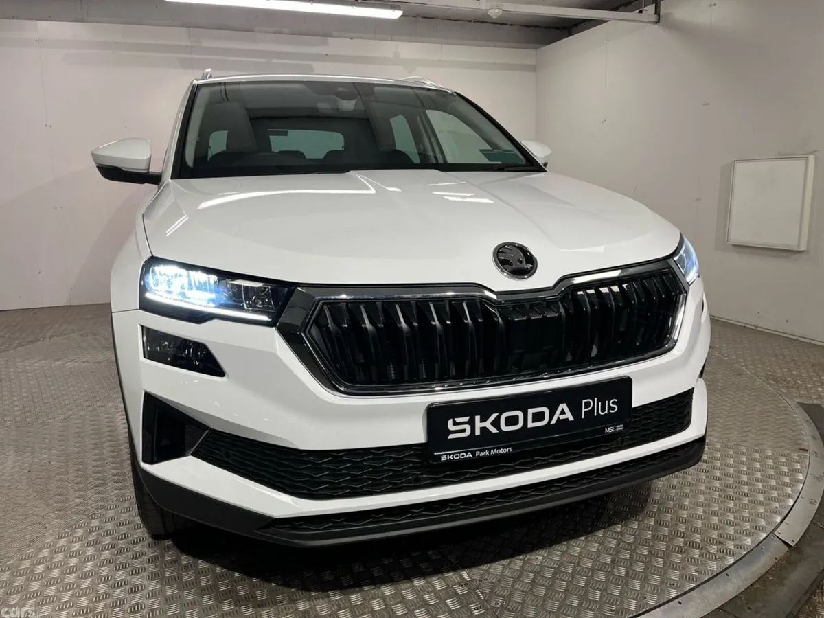 Skoda Karoq SUV, Diesel, 2026, White