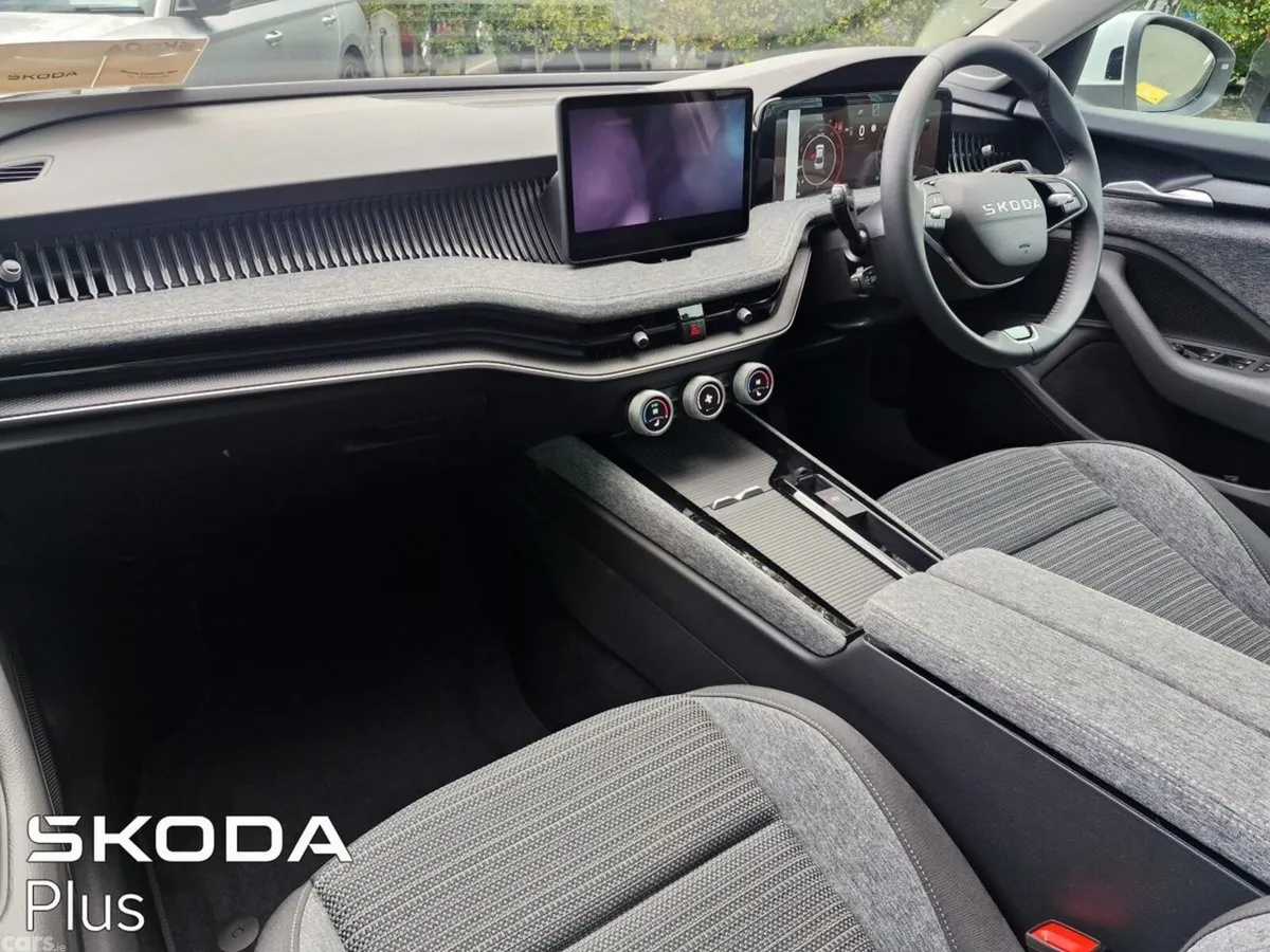 Skoda Superb Saloon, Diesel, 2026, White