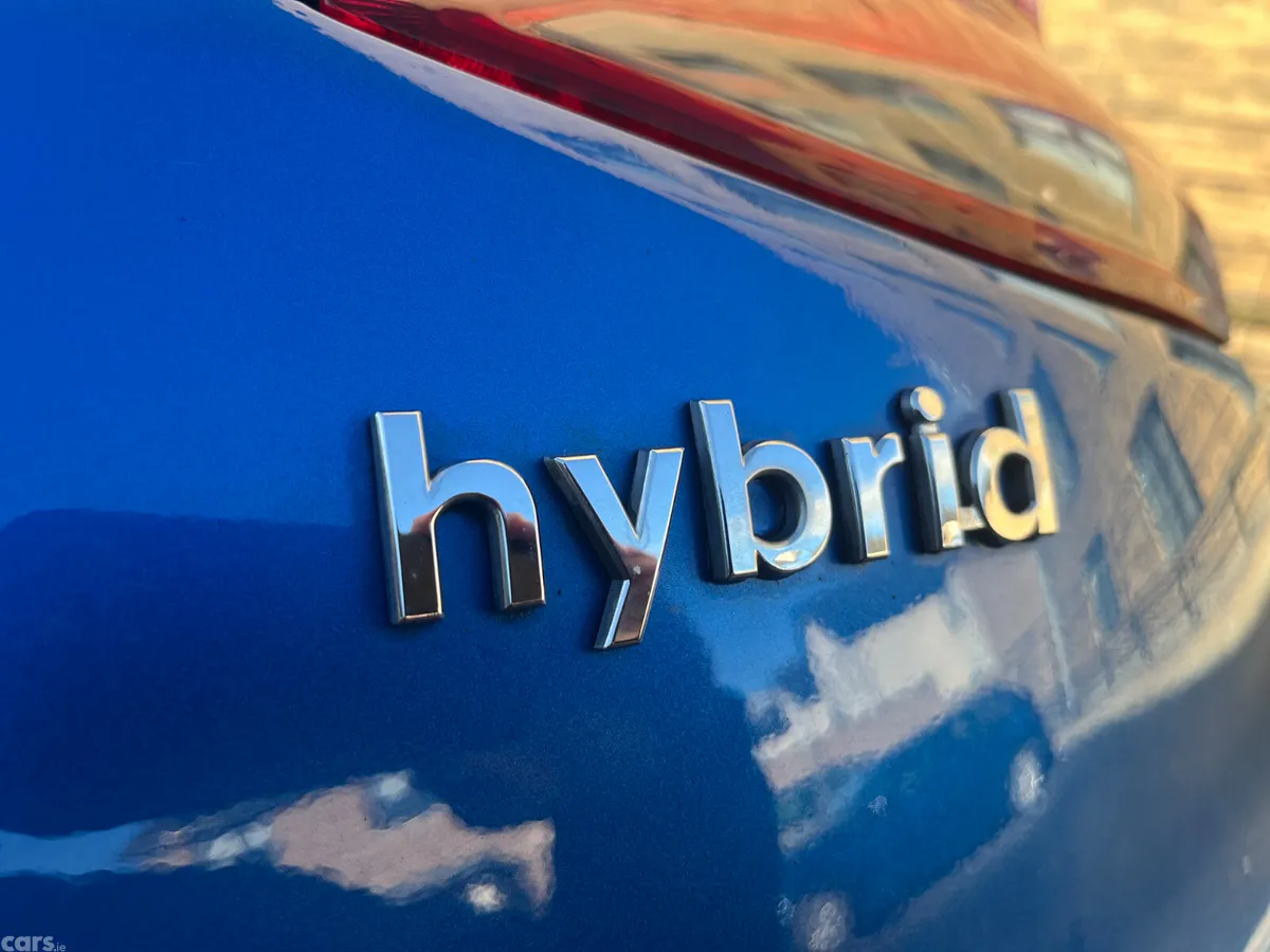 Hyundai IONIQ Hatchback, Petrol Hybrid, 2018, Blue