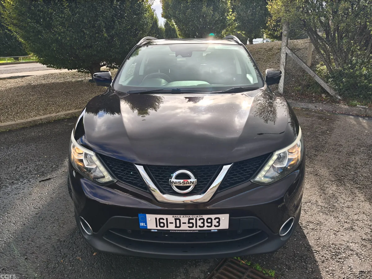 Nissan Qashqai Hatchback, Diesel, 2016, Black