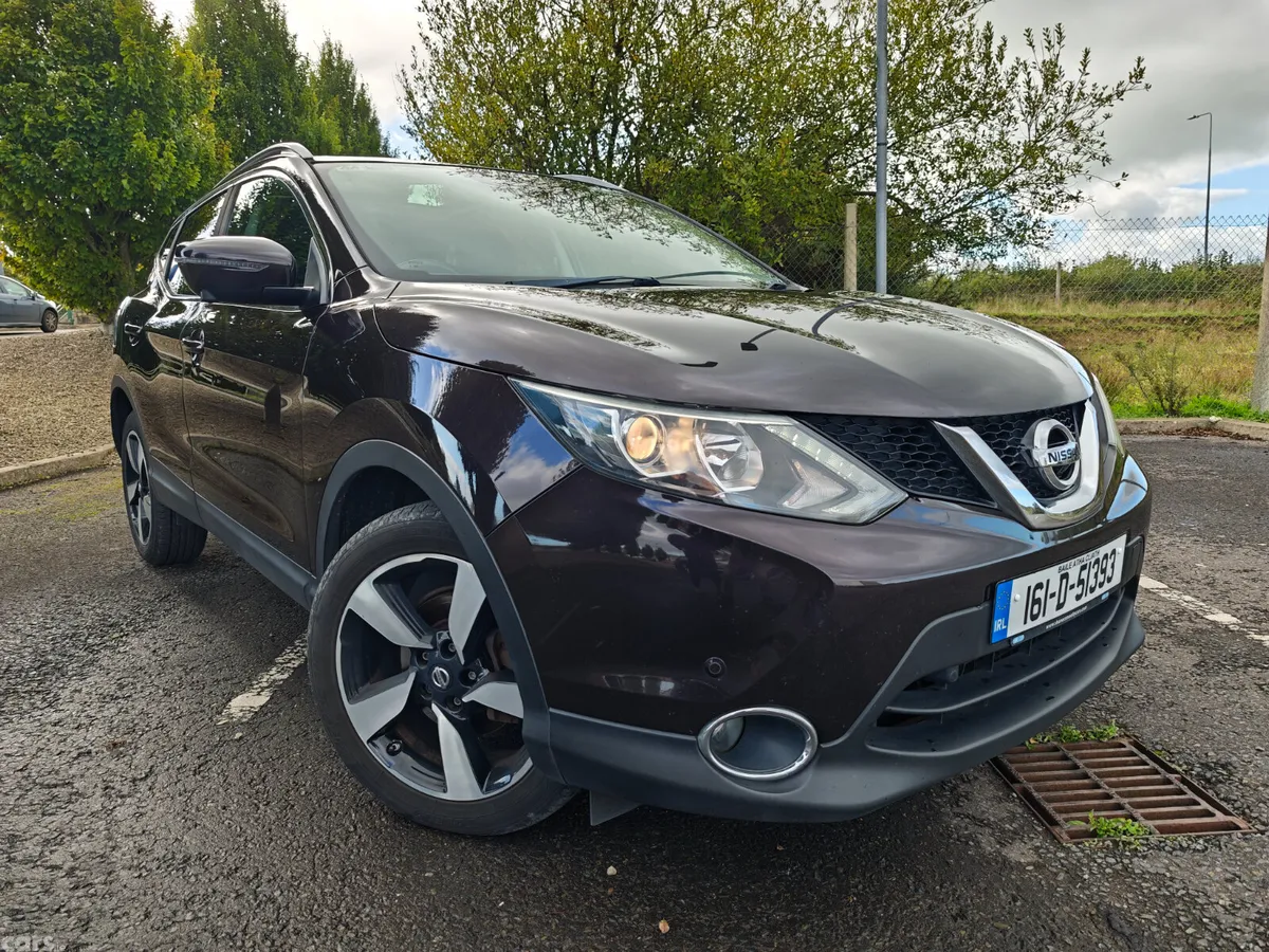 Nissan Qashqai Hatchback, Diesel, 2016, Black
