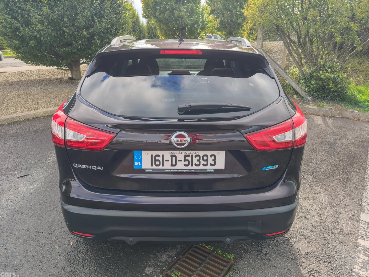 Nissan Qashqai Hatchback, Diesel, 2016, Black