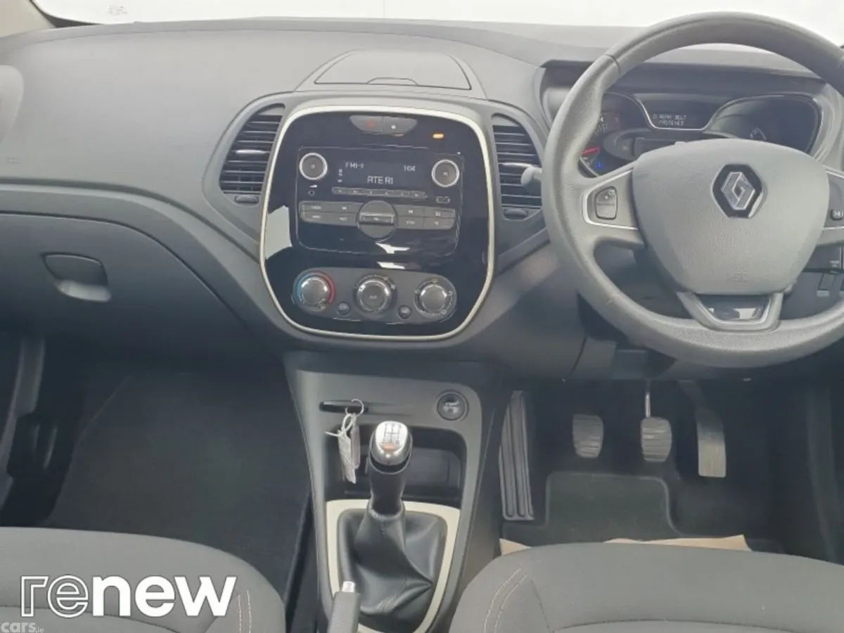Renault Captur Hatchback, Diesel, 2019, Blue