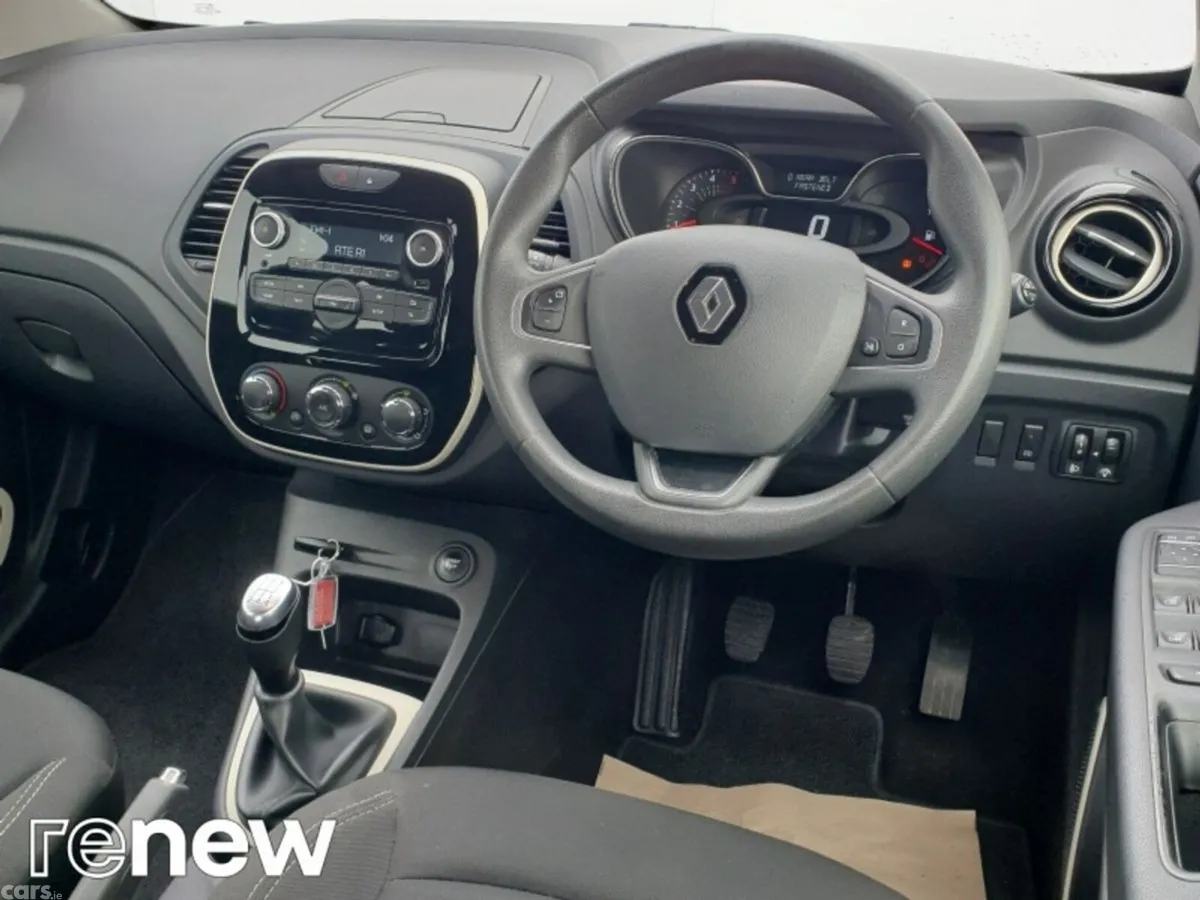 Renault Captur Hatchback, Diesel, 2019, Blue