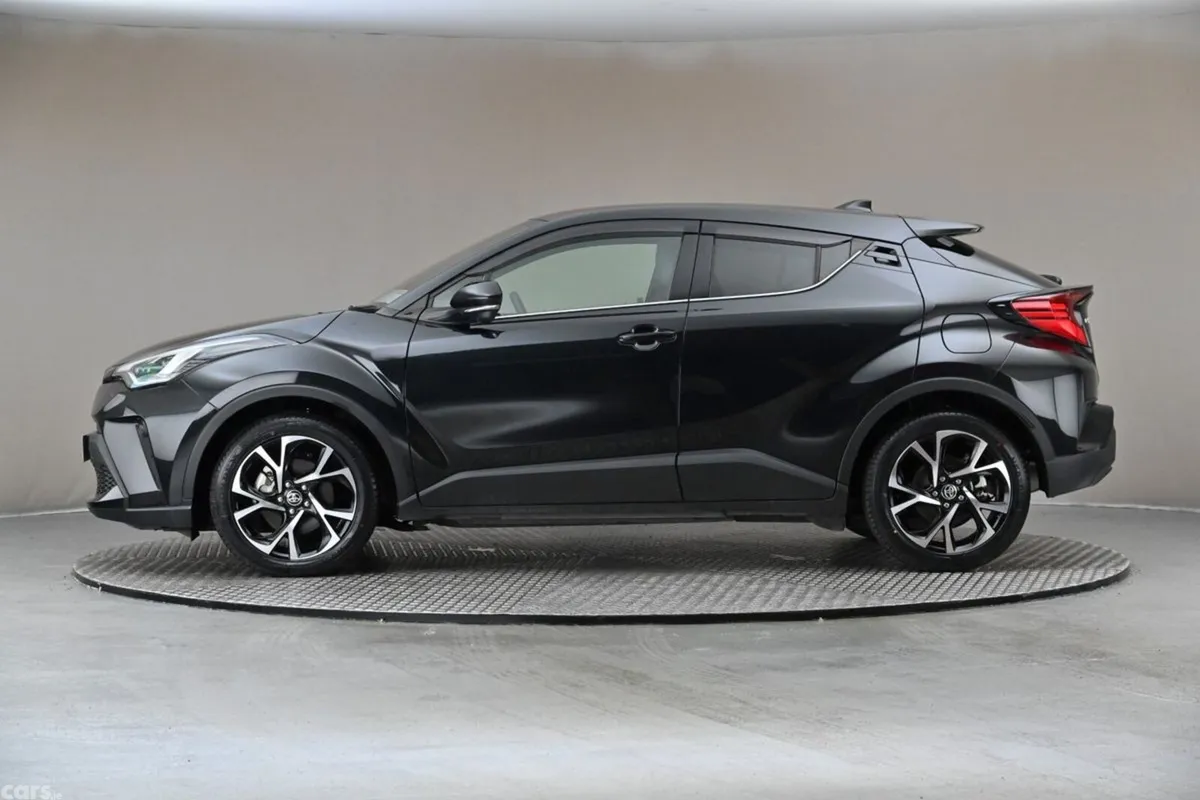 Toyota C-HR SUV, Petrol Hybrid, 2022, Black