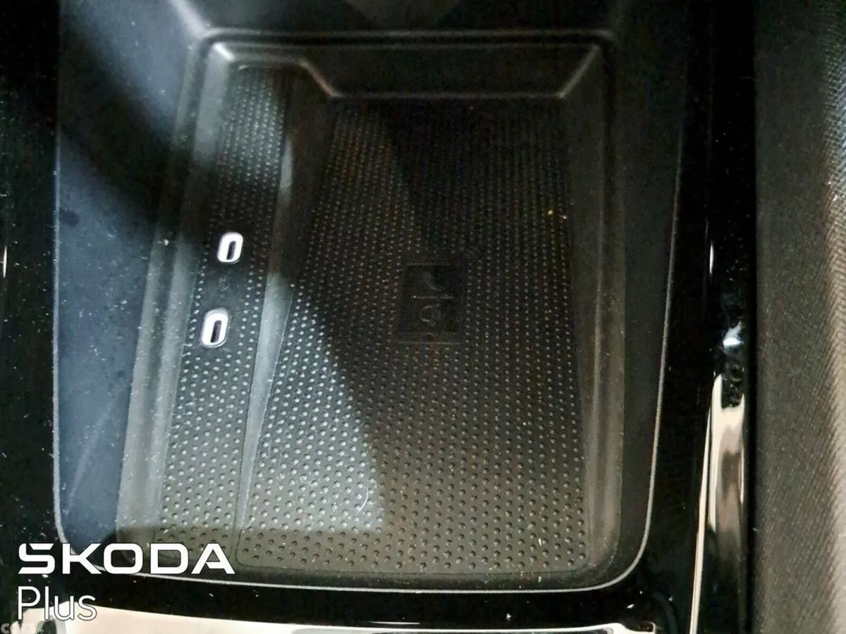 Skoda Octavia Estate, Diesel, 2024, Green