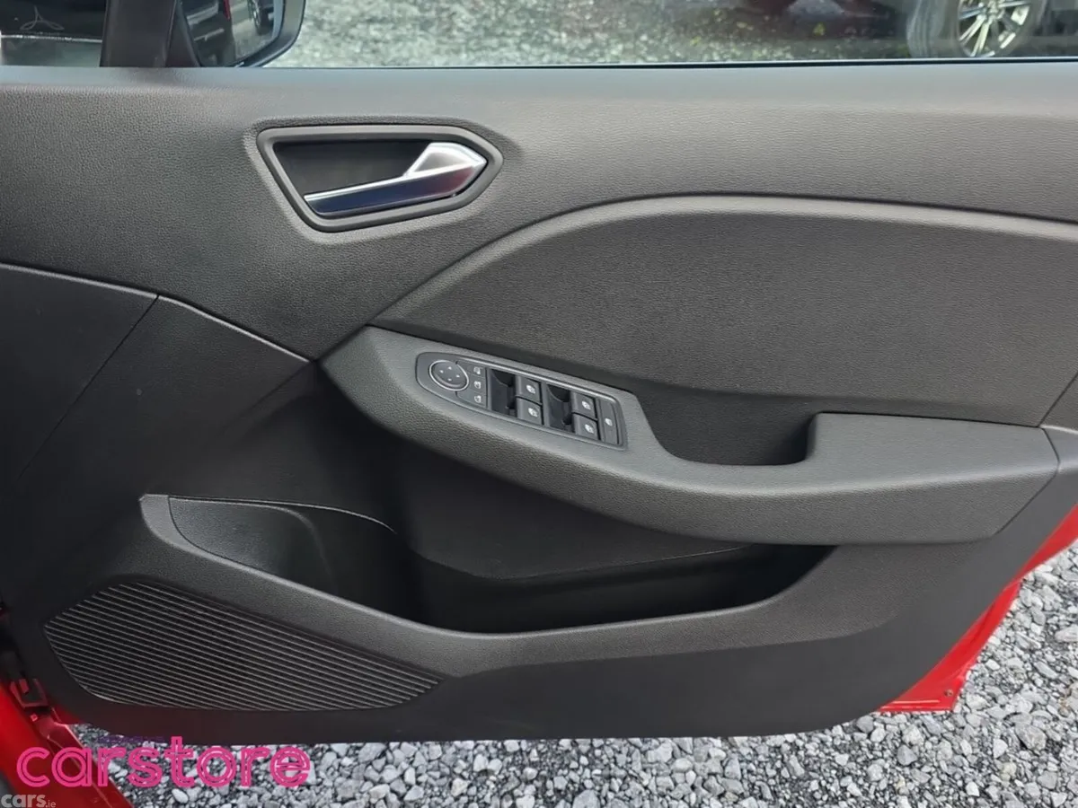 Renault Clio Hatchback, Petrol, 2024, Red