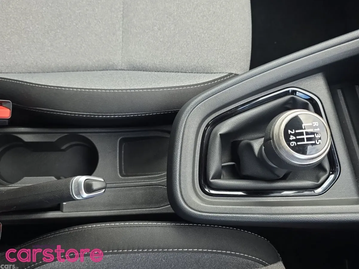 Renault Clio Hatchback, Petrol, 2024, Red