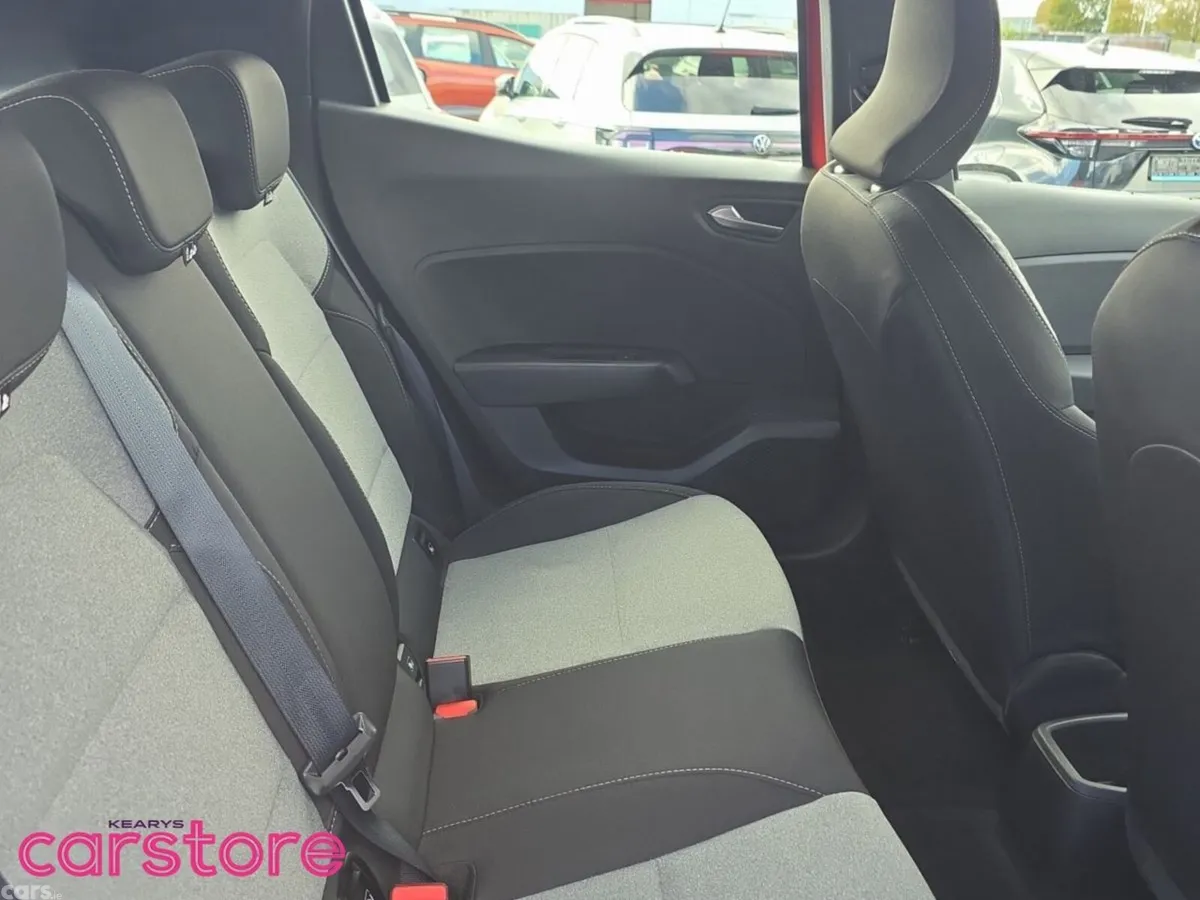 Renault Clio Hatchback, Petrol, 2024, Red