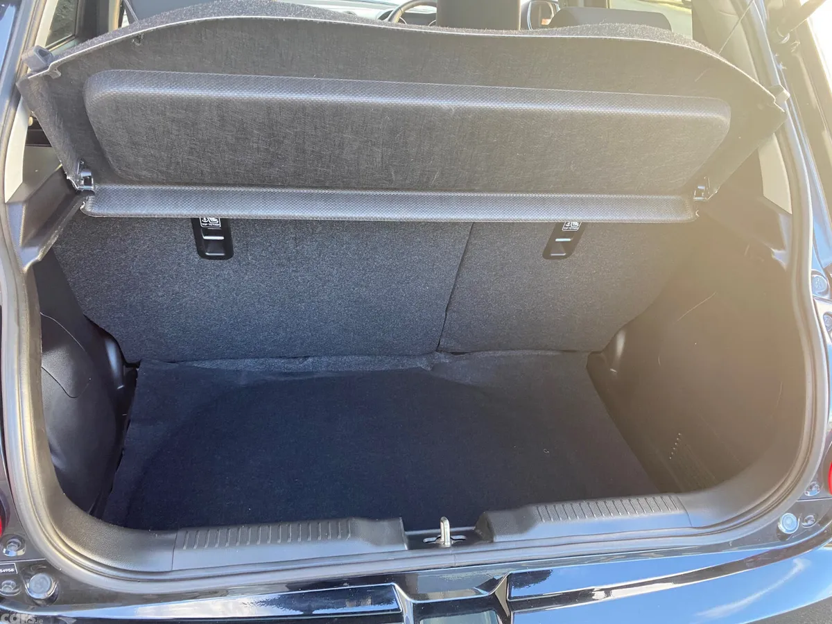 Suzuki Swift Hatchback, Petrol, 2022, Black