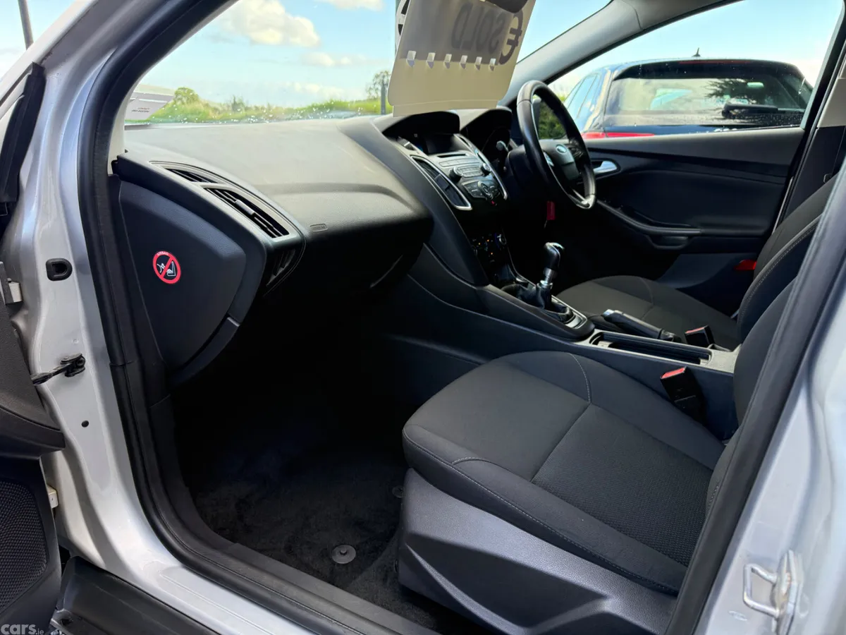 Ford Focus Hatchback, Diesel, 2017, Grey