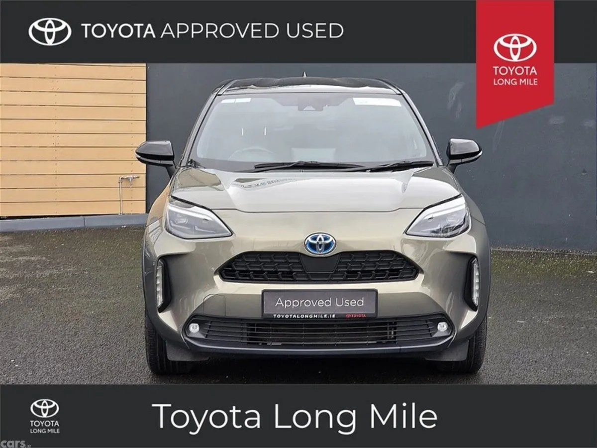 Toyota Yaris Cross SUV, Petrol Hybrid, 2024, Bronze