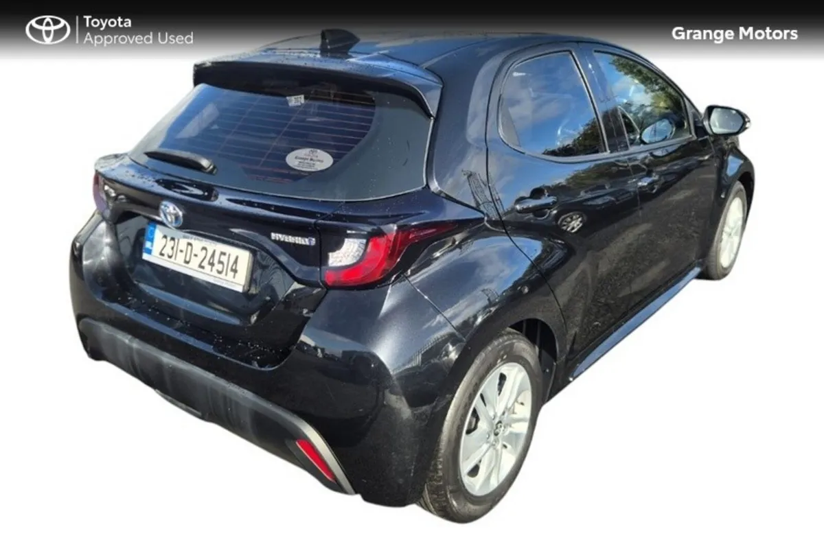Toyota Yaris Hatchback, Petrol Hybrid, 2023, Black