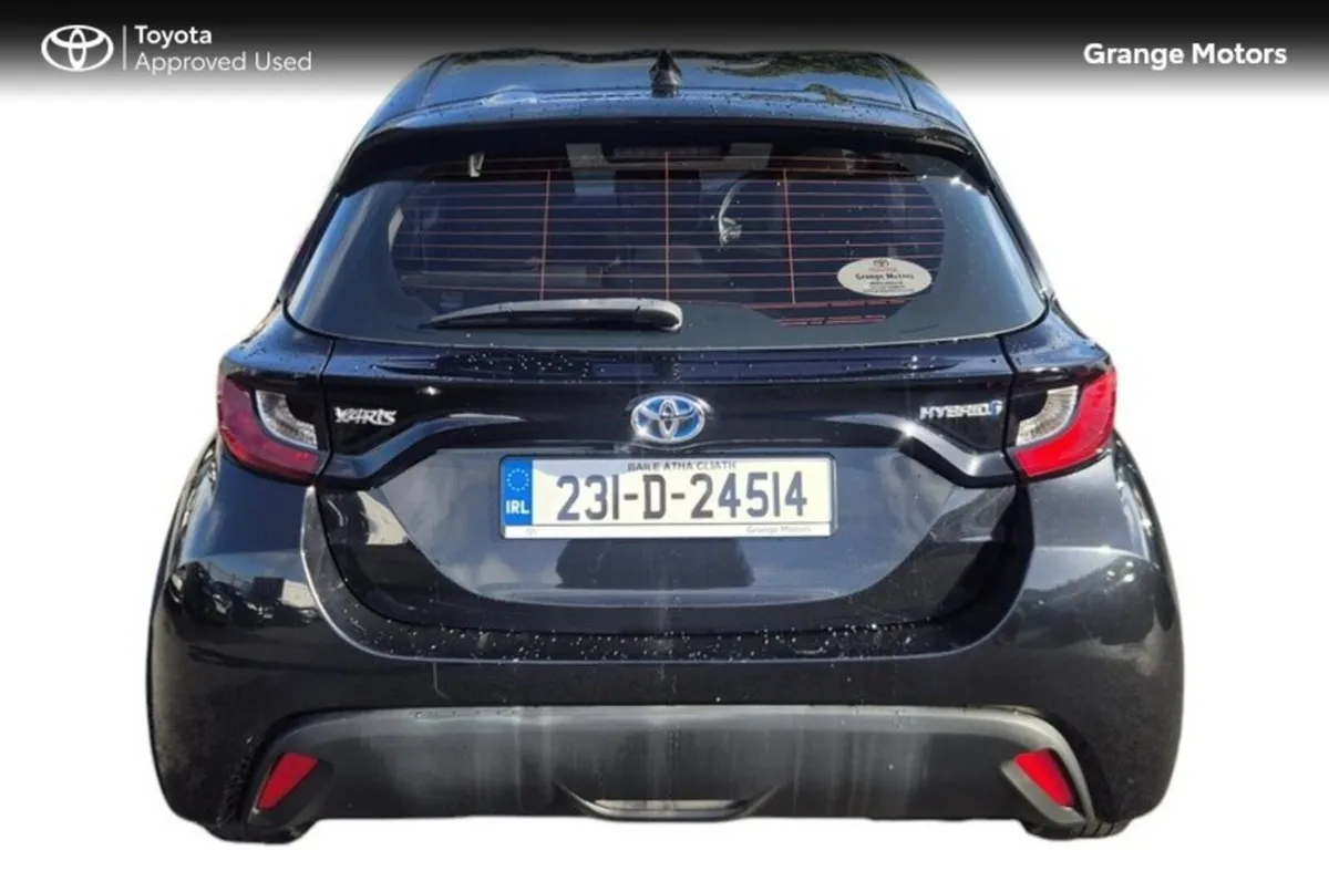 Toyota Yaris Hatchback, Petrol Hybrid, 2023, Black