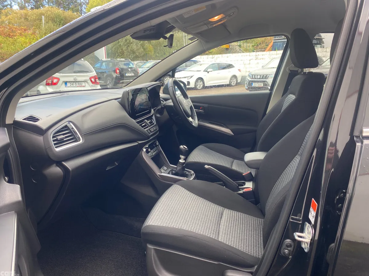 Suzuki SX4 Hatchback, Petrol, 2023, Black