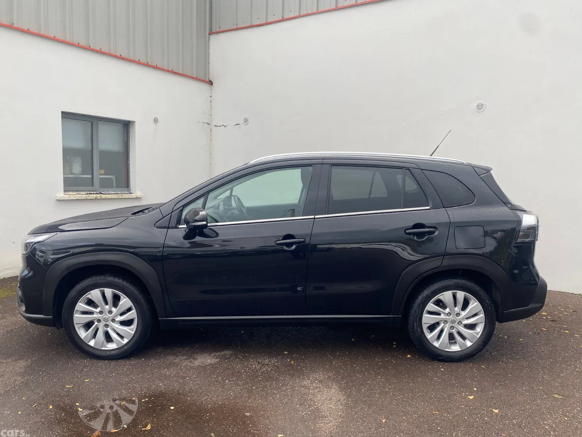 Suzuki SX4 Hatchback, Petrol, 2023, Black