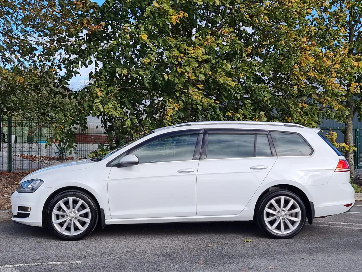 Volkswagen Golf Estate, Petrol, 2014, White