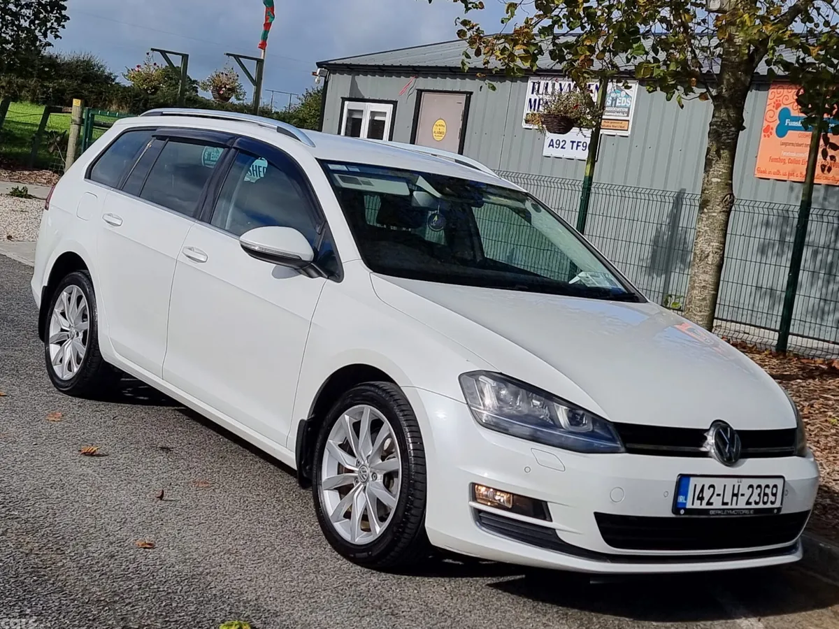 Volkswagen Golf Estate, Petrol, 2014, White